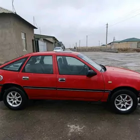 Opel Vectra 1990