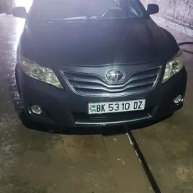 Toyota Camry 2010