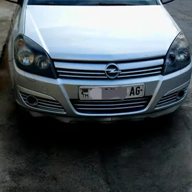 Opel Astra 2004