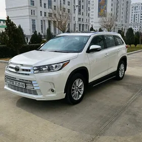 Toyota Highlander 2019