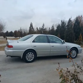 Toyota Camry 2000