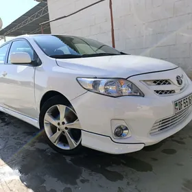 Toyota Corolla 2013