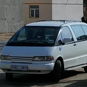 Toyota Previa 1991