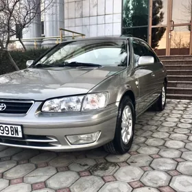 Toyota Camry 2001