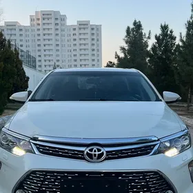 Toyota Camry 2017