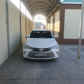 Toyota Camry 2015