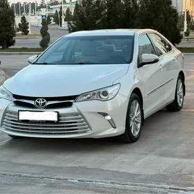 Toyota Camry 2015