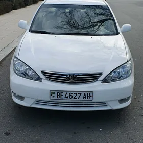 Toyota Camry 2004