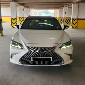 Lexus ES 350 2020