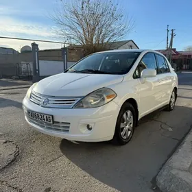 Nissan Versa 2010