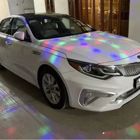 Kia Optima 2020