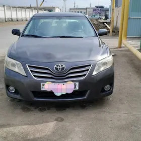 Toyota Camry 2010