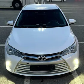 Toyota Camry 2016