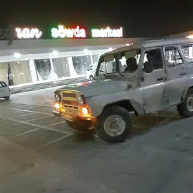 UAZ 469 2000