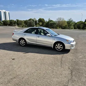 Toyota Camry 2005