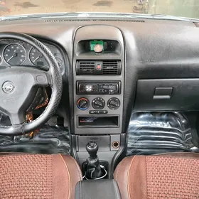 Opel Astra 2002