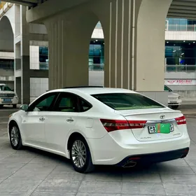 Toyota Avalon 2013