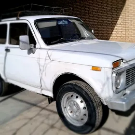 Lada Niva 1983