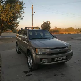 Infiniti QX4 2003