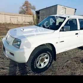 Mitsubishi L200 2006