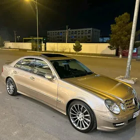 Mercedes-Benz E320 2003