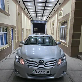 Toyota Camry 2010