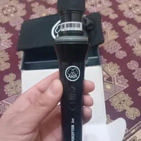 Microphone