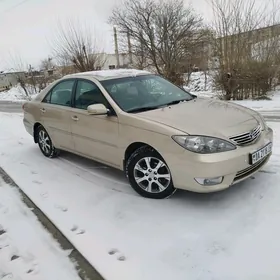 Toyota Camry 2003