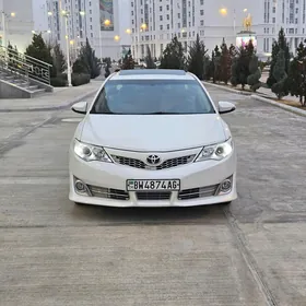 Toyota Camry 2014