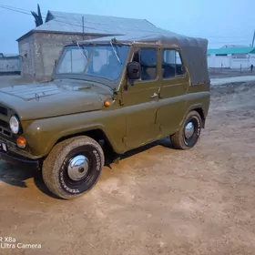 UAZ 469 1986