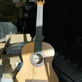 TOÝ APARAT GITARA