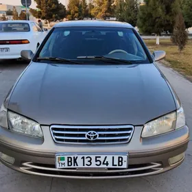 Toyota Camry 1999