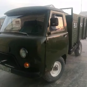 UAZ 452 1984