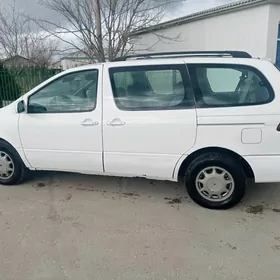 Toyota Sienna 2000