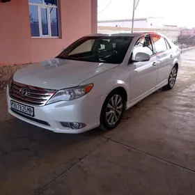 Toyota Avalon 2011