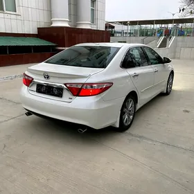 Toyota Camry 2017