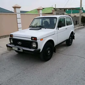 Lada Niva 2004