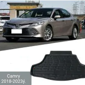 Camry 18-22ý. bagaž kowrik