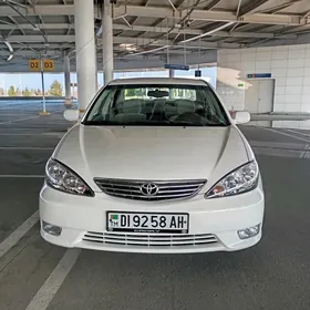 Toyota Camry 2005