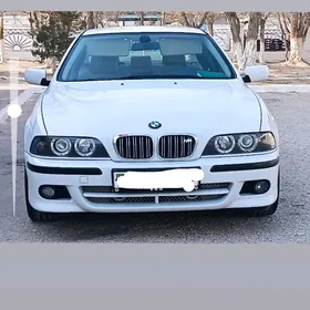 BMW E39 2001