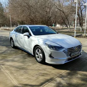 Hyundai Sonata 2020