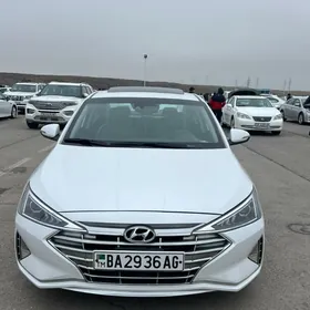 Hyundai Elantra 2020