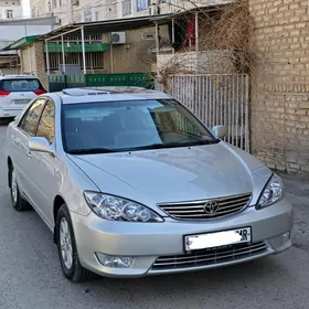 Toyota Camry 2003