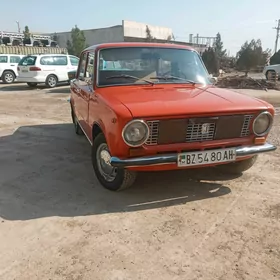 Lada 2104 1985