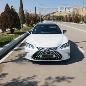 Lexus ES 350 2022