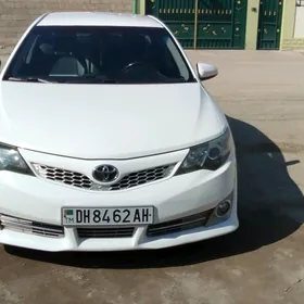 Toyota Camry 2013