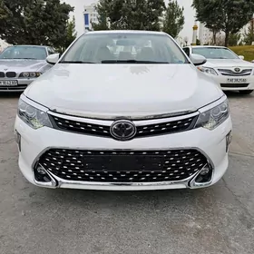 Toyota Camry 2017