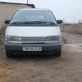 Toyota Previa 1993