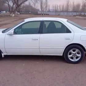 Toyota Camry 1998