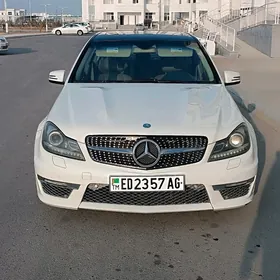 Mercedes-Benz C300 2010